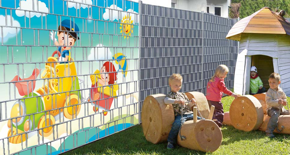 4260388391411_Lok_Bedruckter_Zaun_Sichtschutz_Streifen_2 Lok - Bedruckte Sichtschutzstreifen für Zäune Klemmschienen