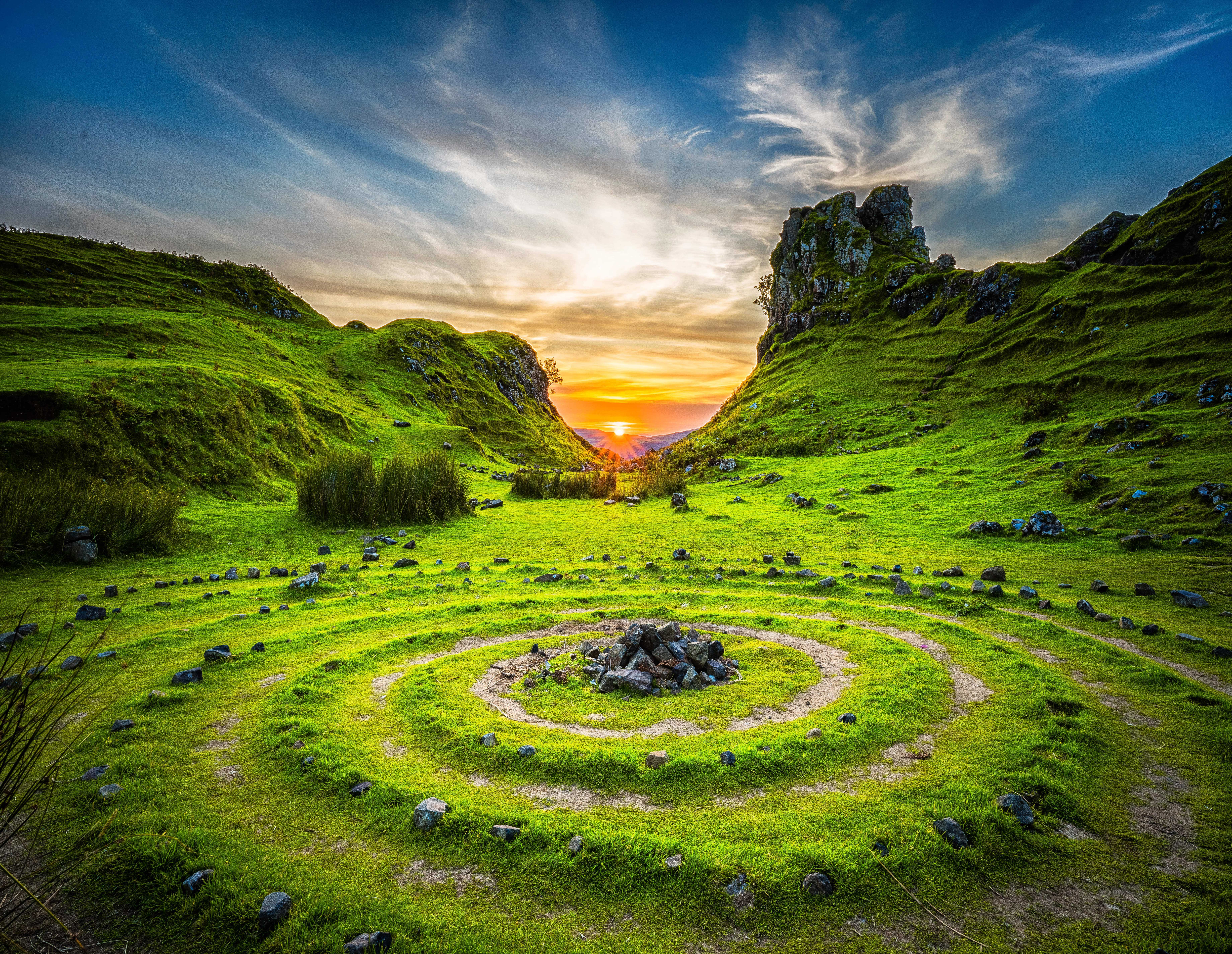 200x155_stone-circles-1853340
