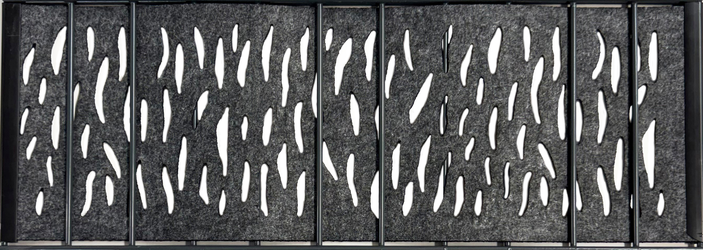 Grauer Sichtschutzstreifen 'Florenz Borke' von Zaundruck mit organischem Laser-Perforationsmuster im Doppelstabmatten-Gartenzaun, einzelner Streifen 2,60 m breit und ca. 19 cm hoch.